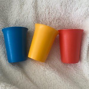 Vintage Tupperware #109 Classic Kids Bell Tumblers 7oz Cups lot of 3